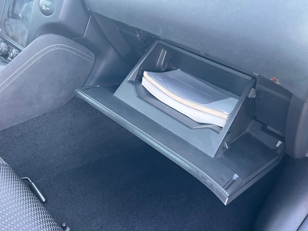 Used 2012 Nissan 370Z Roadster image 20