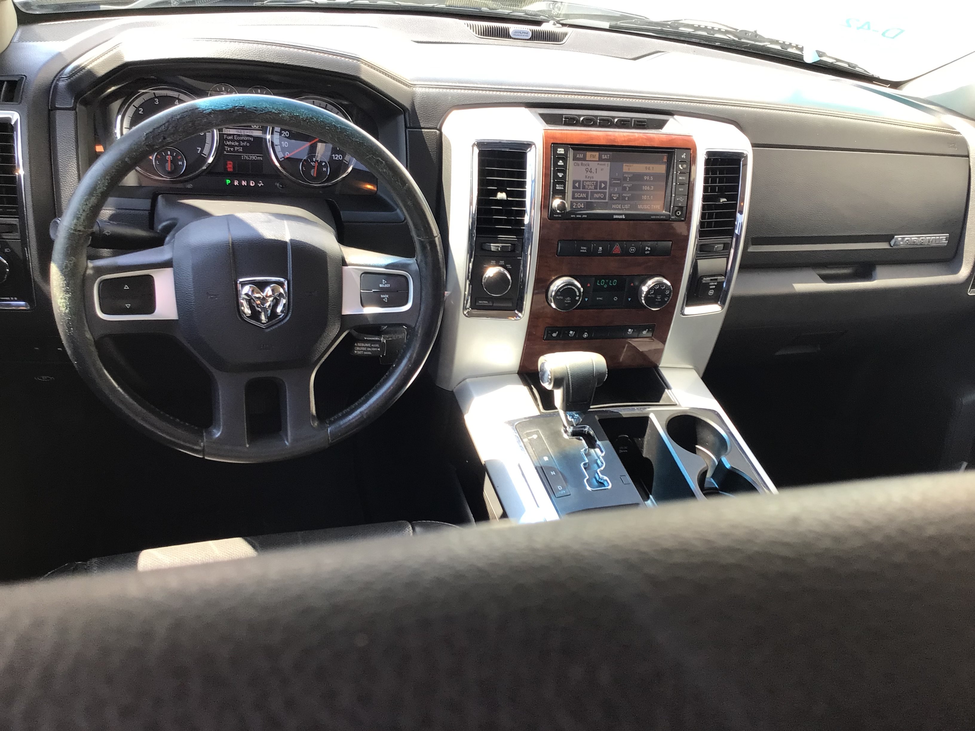Used 2010 Dodge Ram 1500 Truck Laramie AWD/4WD image 9