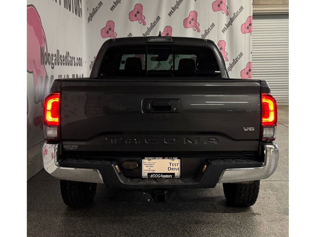 Used 2019 Toyota Tacoma TRD Off-Road image 12