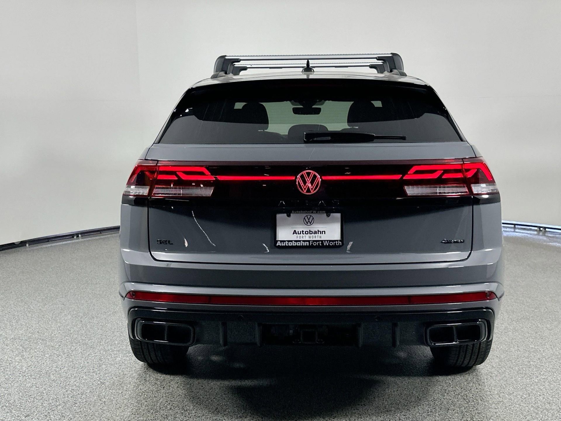 New 2026 Volkswagen Atlas Cross Sport SEL R-Line image 5