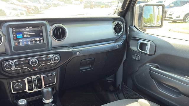 Used 2021 Jeep Gladiator Sport AWD/4WD image 24