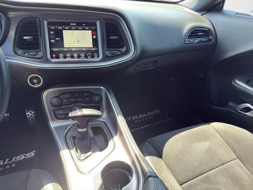 Used 2017 Dodge Challenger R/T Plus RWD image 21
