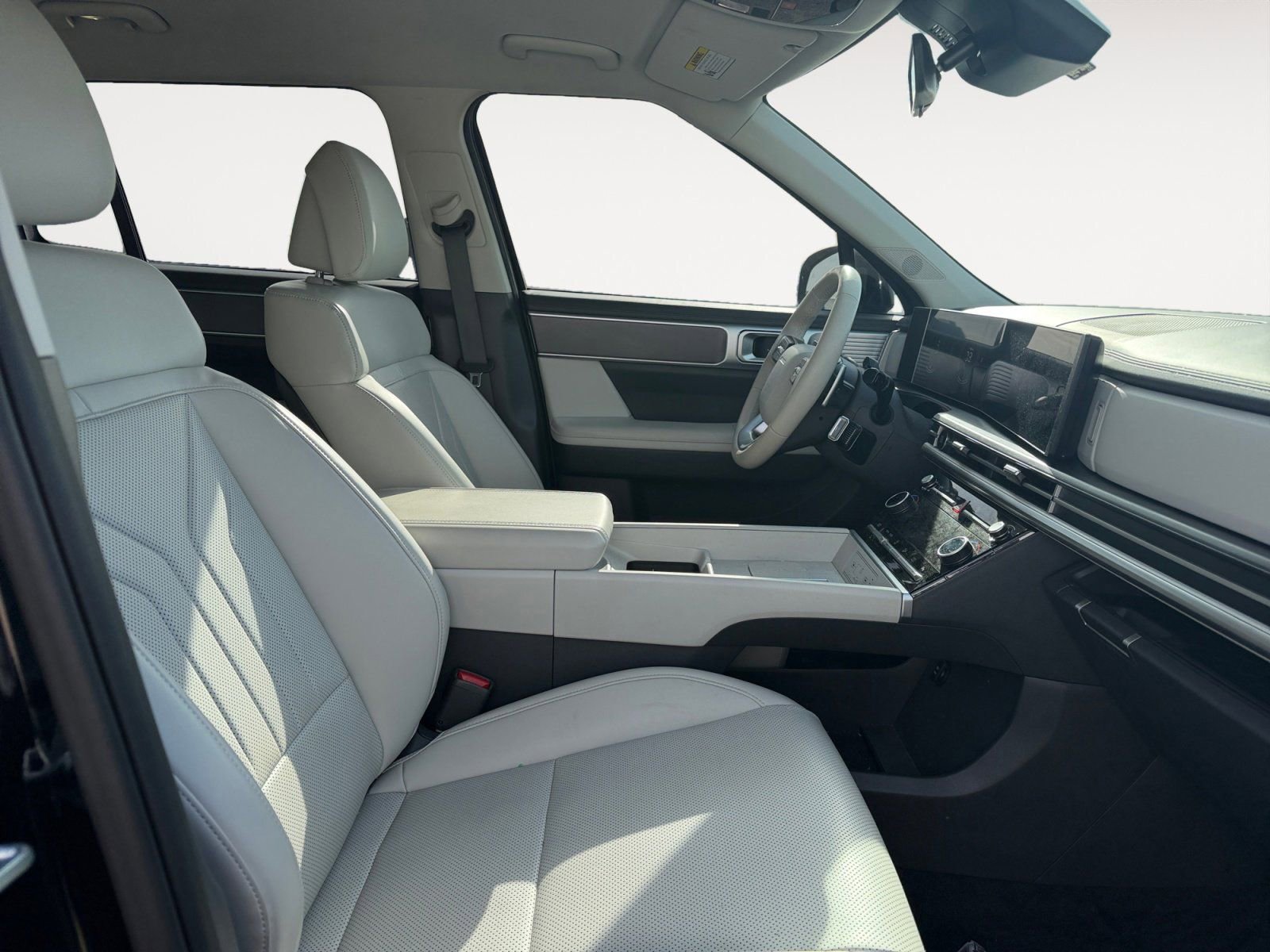 Used 2025 Hyundai Santa Fe SEL image 15