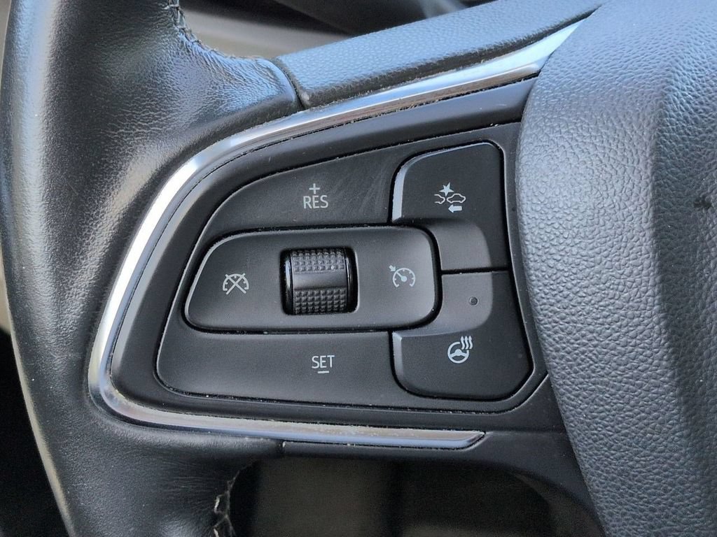 Used 2023 Buick Encore GX Essence w/ Experience Buick Package FWD image 27