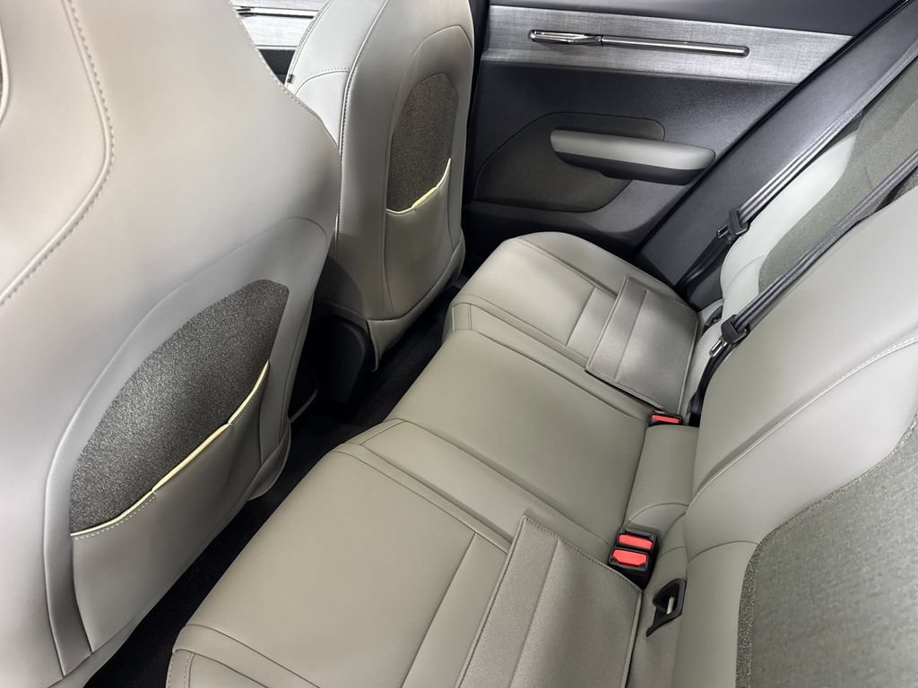 New 2026 Volvo EX30 Cross Country Ultra w/ Protection Package Premier AWD/4WD image 11