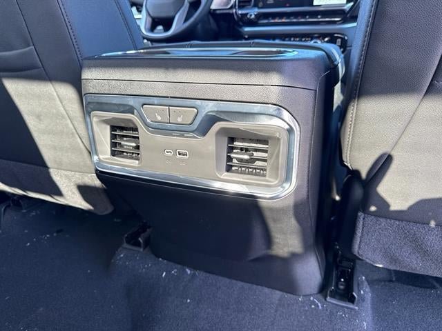 Used 2026 GMC Sierra 1500 SLT w/ SLT Premium Plus Package AWD/4WD image 19