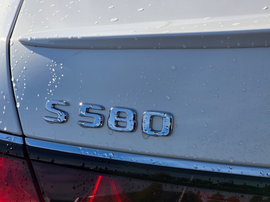 New 2027 Mercedes-Benz S 580 4MATIC Sedan image 32