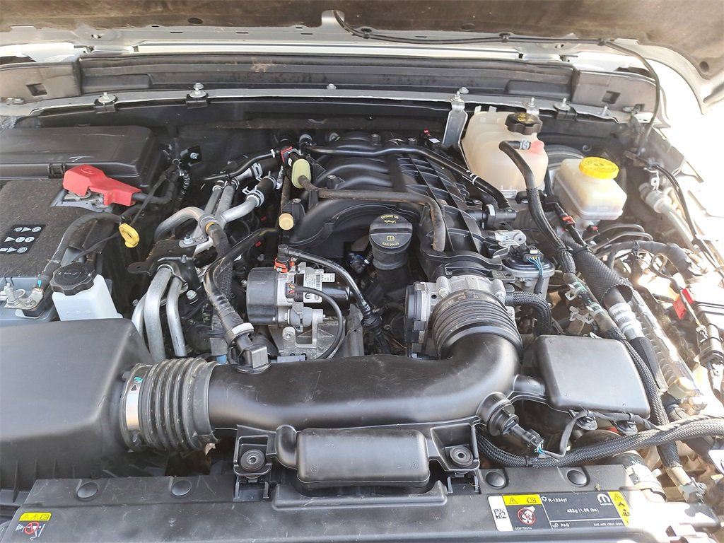 Used 2023 Jeep Wrangler Unlimited Rubicon w/ Cold Weather Group image 23