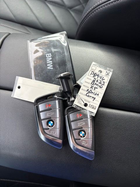 Used 2023 BMW X5 xDrive45e w/ Climate Comfort Package image 6