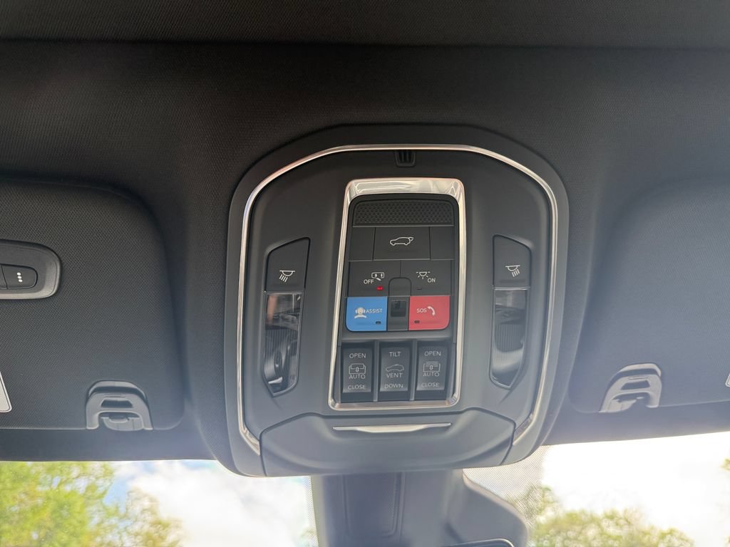 New 2026 Jeep Grand Wagoneer L Limited AWD/4WD image 26