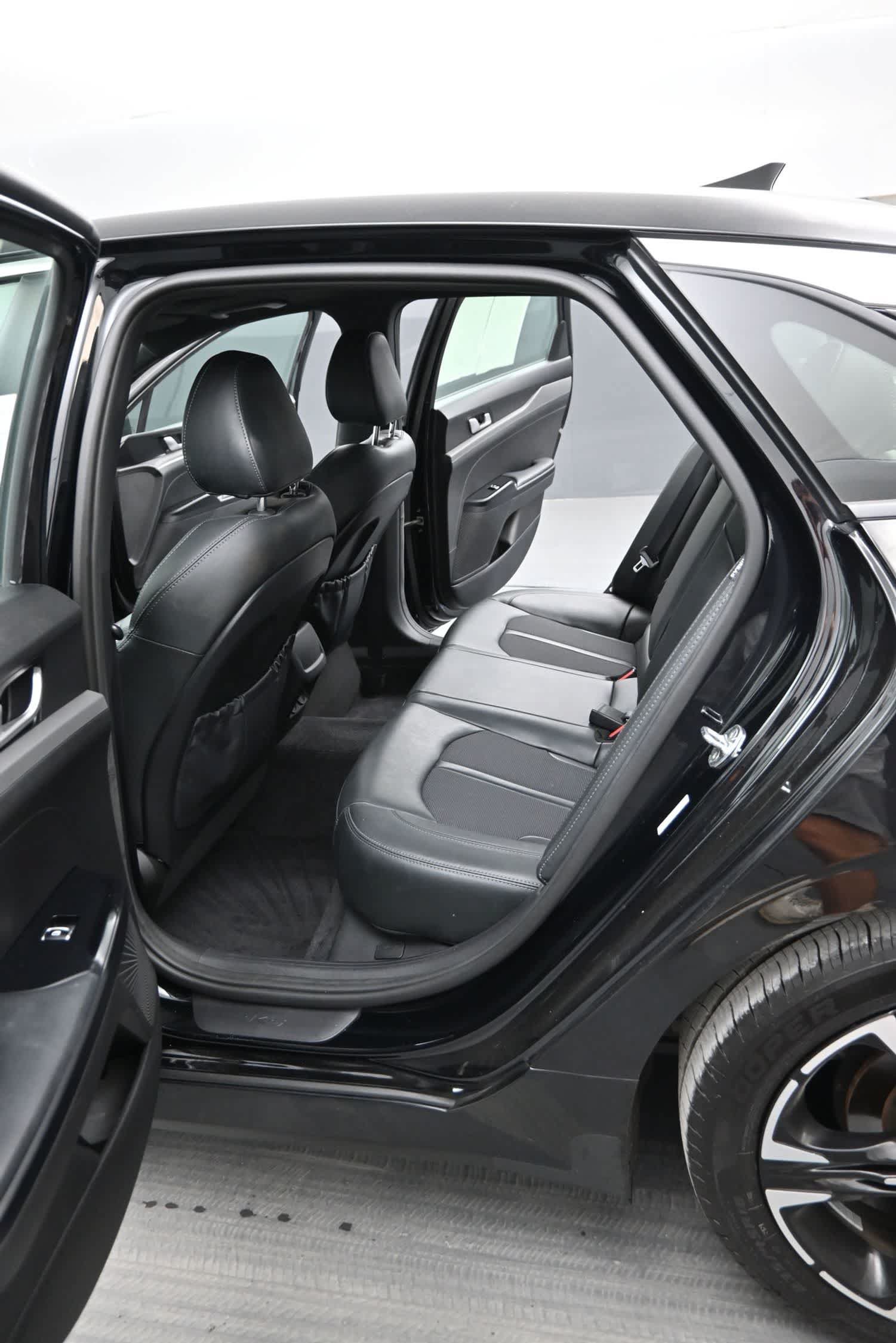 Used 2022 Kia K5 GT-Line w/ GT-Line Awd Premium Package image 15