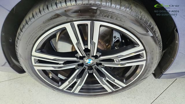 Used 2023 BMW 760i xDrive AWD/4WD image 56