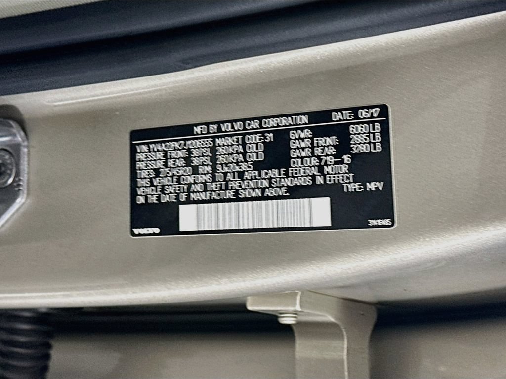 Used 2018 Volvo XC90 T6 Momentum w/ Convenience Package AWD/4WD image 35
