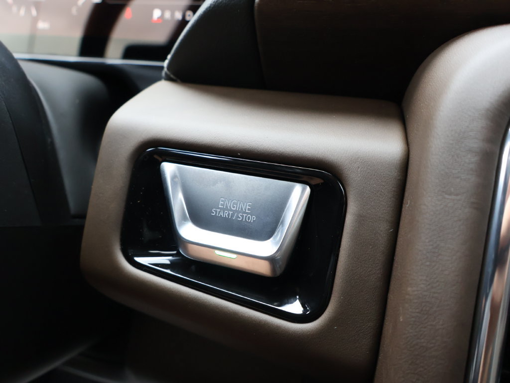New 2026 GMC Yukon XL Denali Ultimate w/ LPO, Floor Liner Package AWD/4WD image 22
