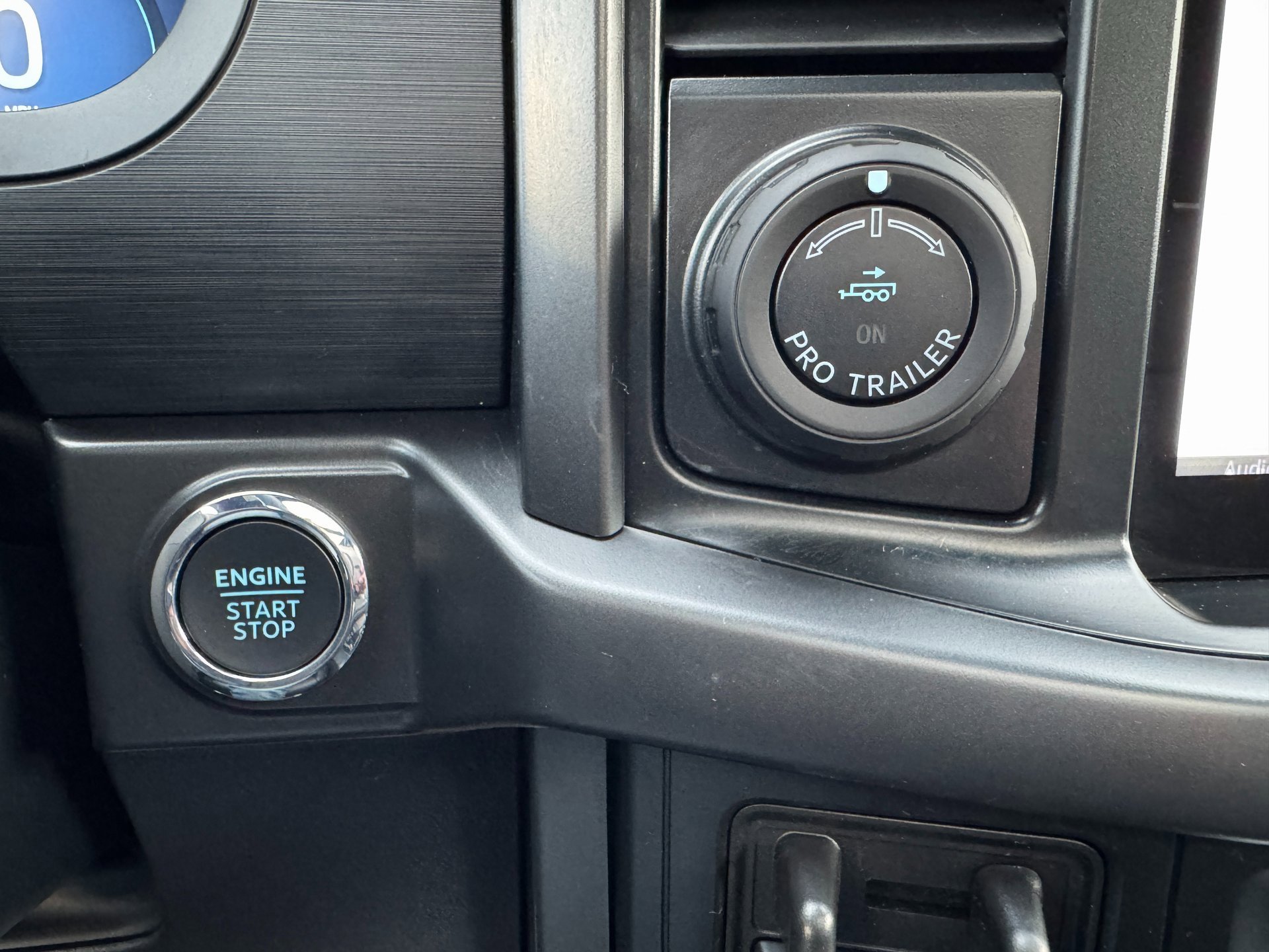 Used 2024 Ford F150 XLT w/ Equipment Group 303A High image 24