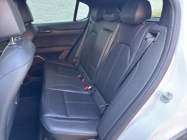 Used 2023 Alfa Romeo Stelvio Ti image 17