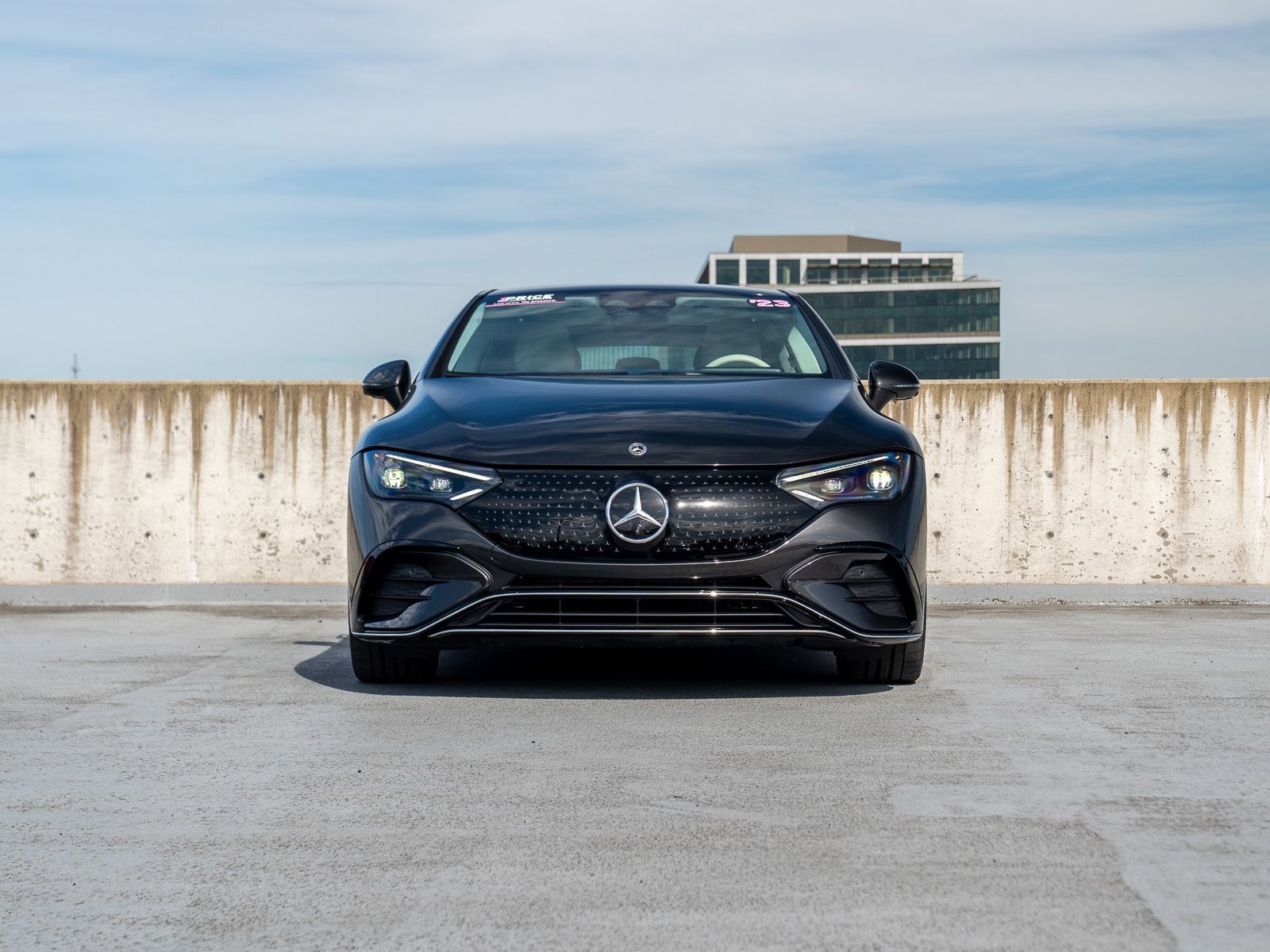 Used 2023 Mercedes-Benz EQE 500 4MATIC Sedan image 2