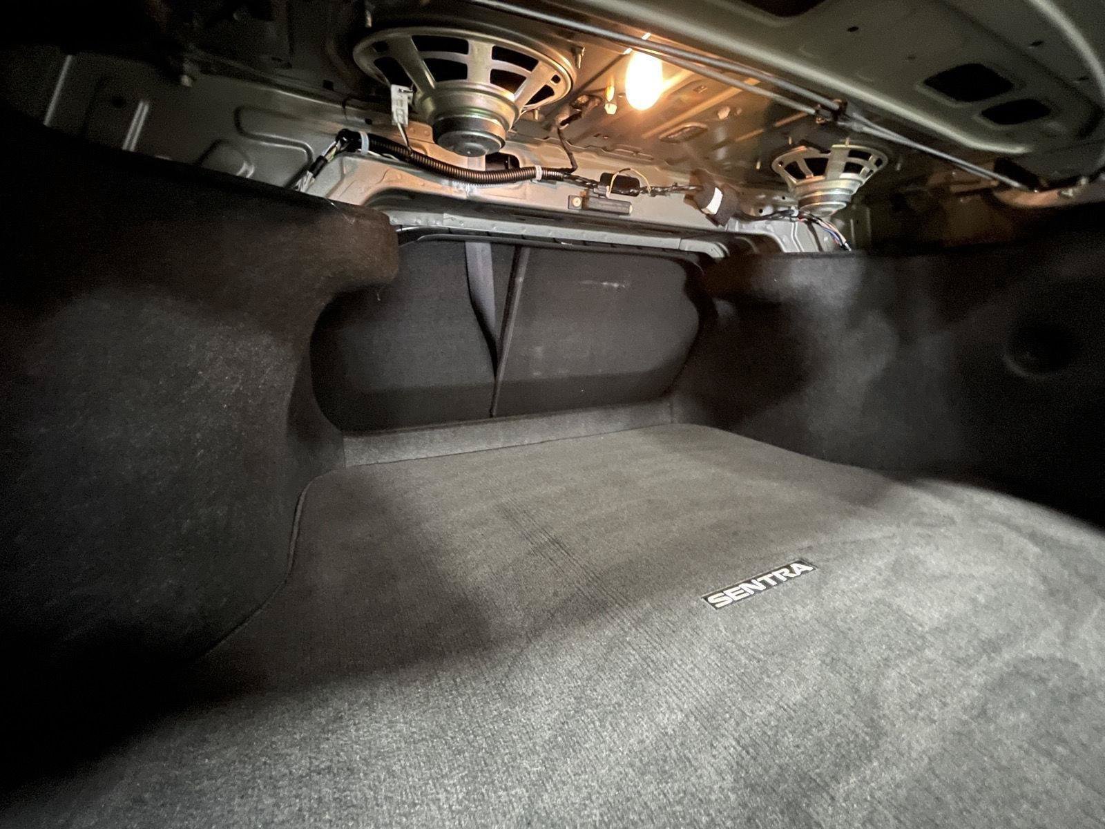 Used 2025 Nissan Sentra SV w/ All-Weather Package FWD image 12