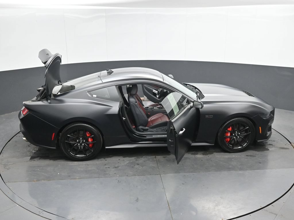 Used 2025 Ford Mustang GT Premium RWD image 51