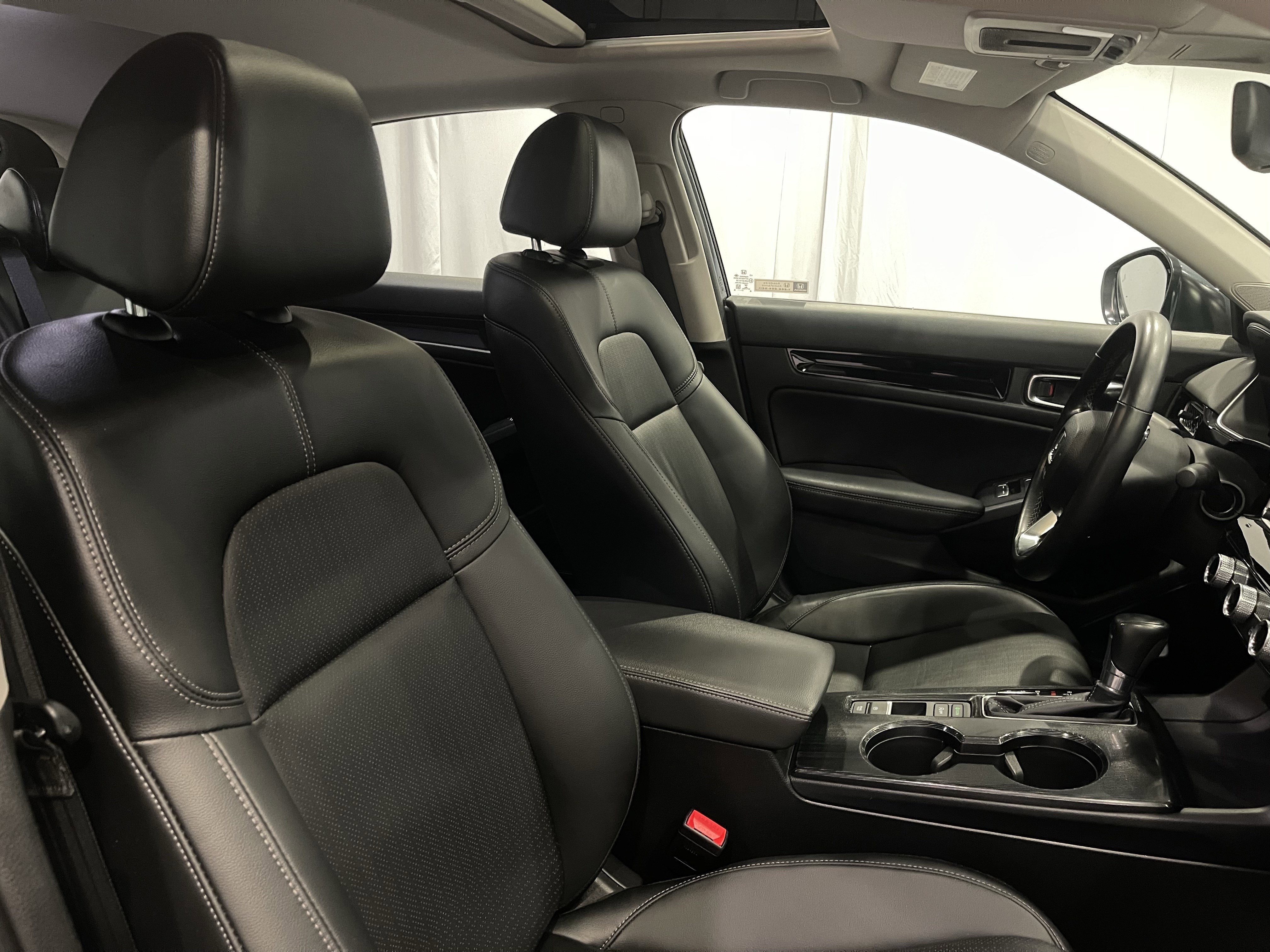 Used 2022 Honda Civic EX-L image 16