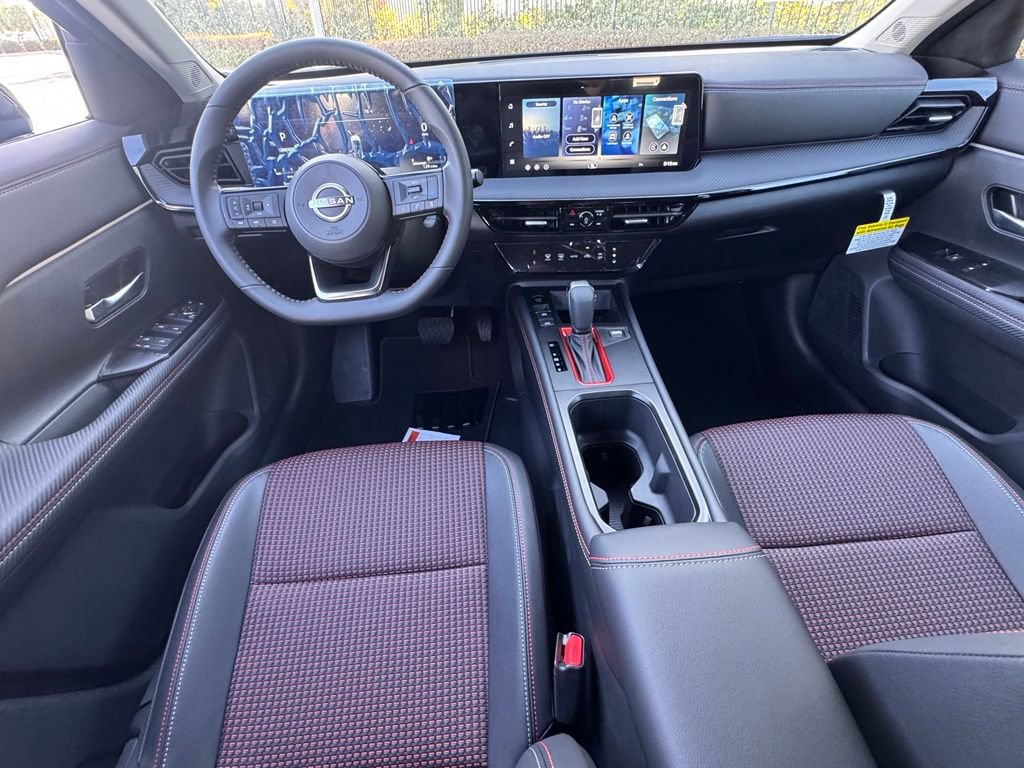 New 2026 Nissan Kicks SR FWD image 19