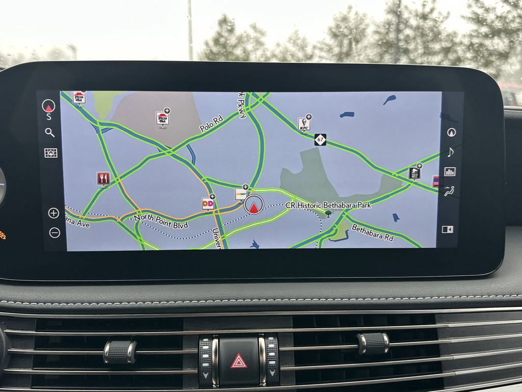 Used 2022 Lexus LS 500 AWD w/ Interior Upgrade Package image 10