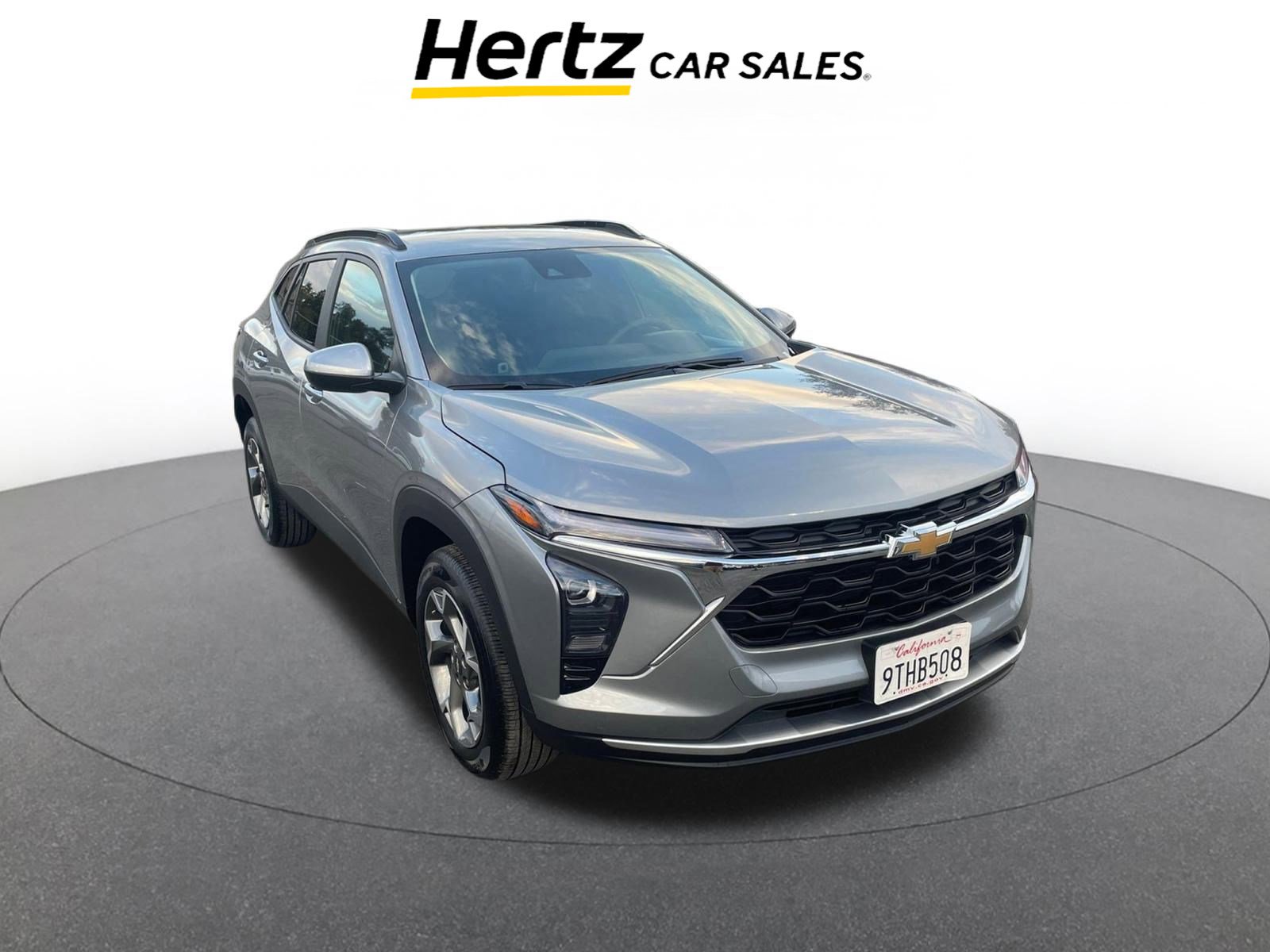 Used 2025 Chevrolet Trax LT image 1