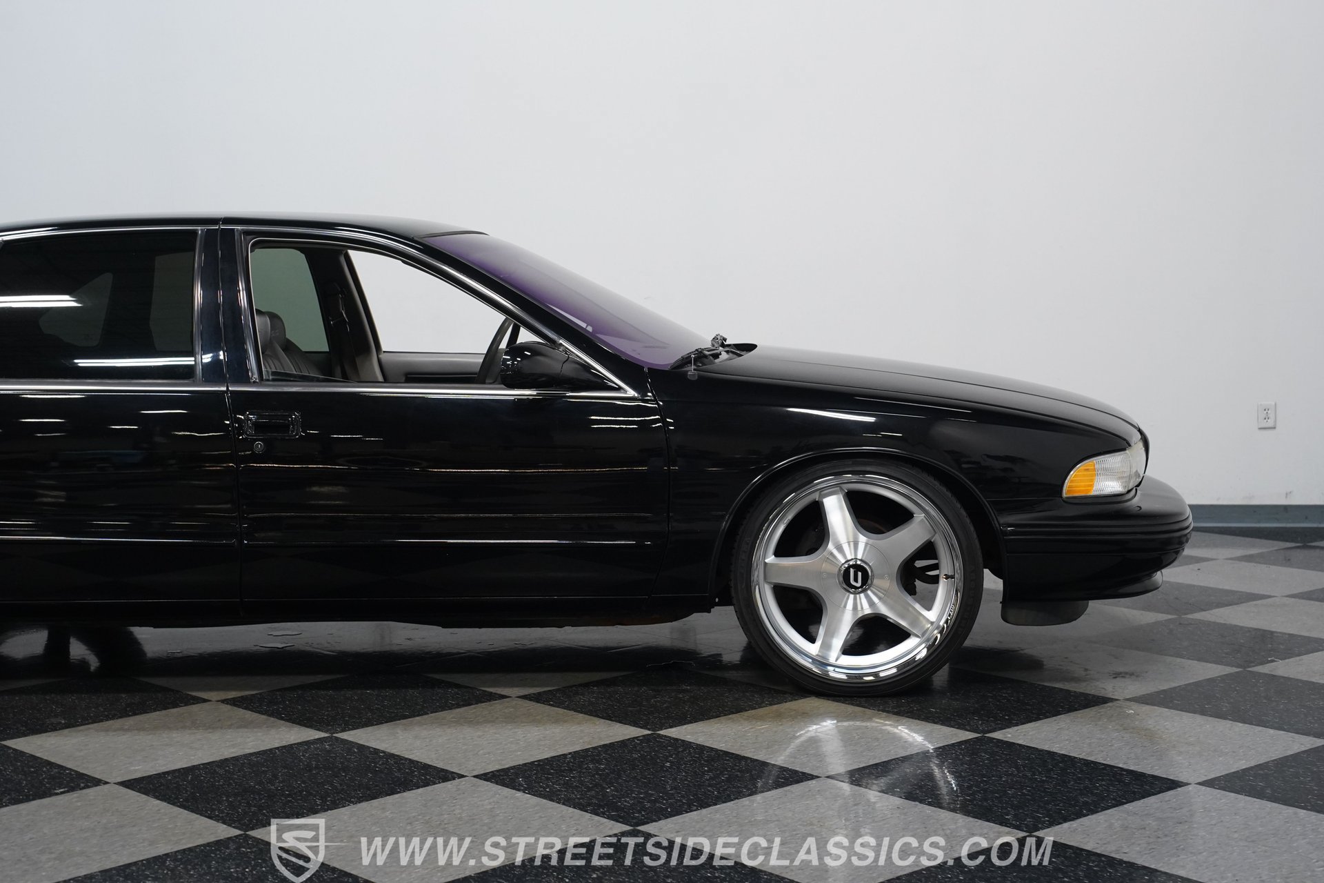 Used 1996 Chevrolet Impala SS RWD image 30
