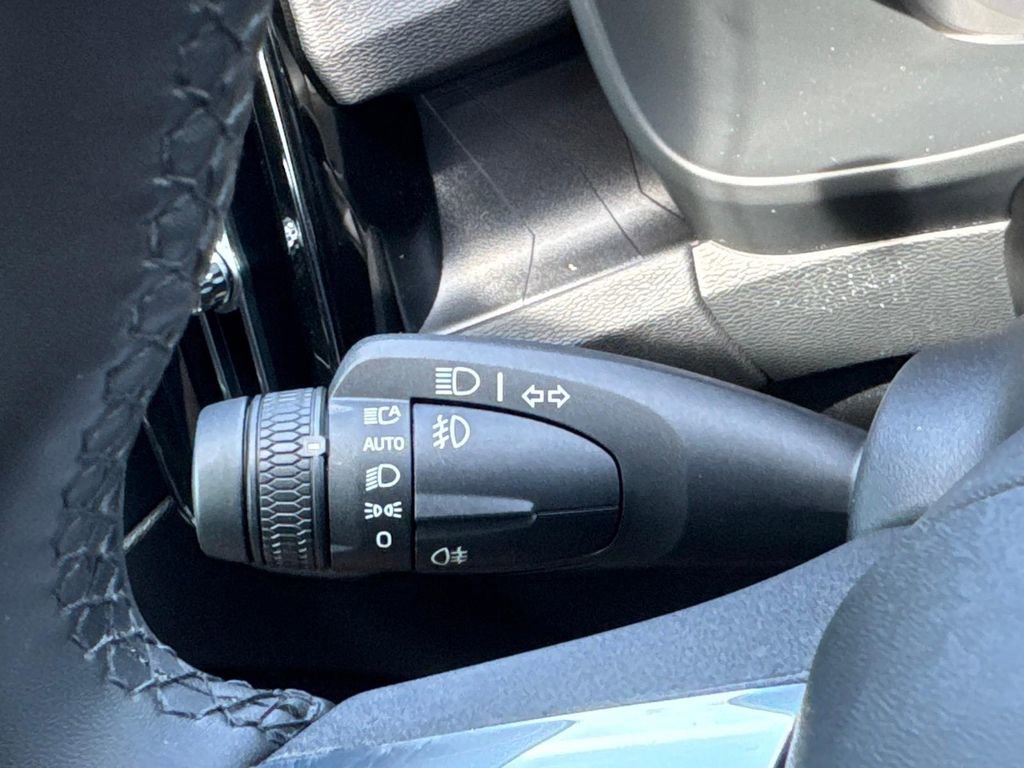 Certified 2023 Volvo C40 P8 Recharge Ultimate AWD/4WD image 16