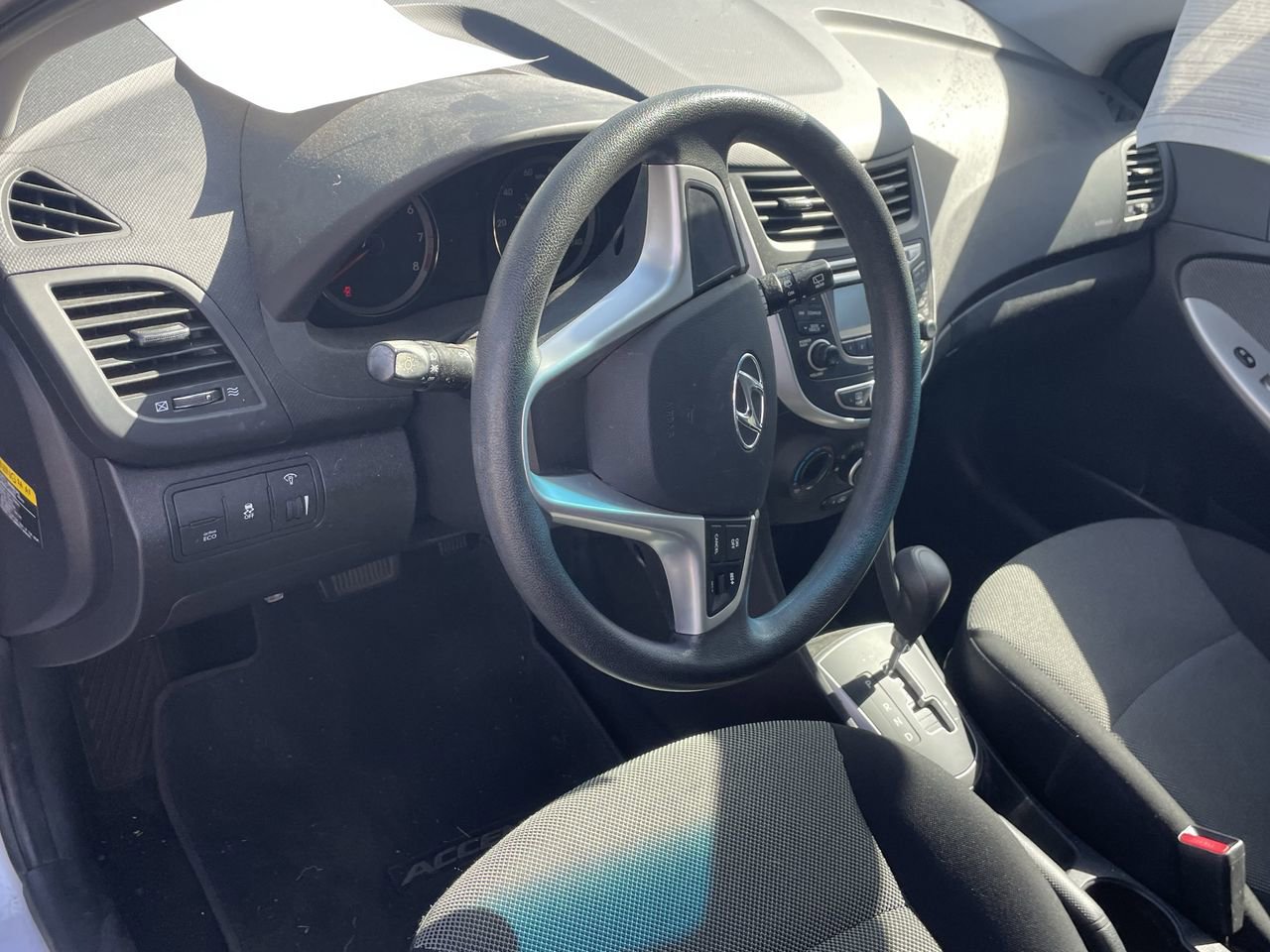 Used 2012 Hyundai Accent GS FWD image 4