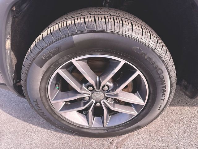 Used 2017 Jeep Grand Cherokee Limited image 32