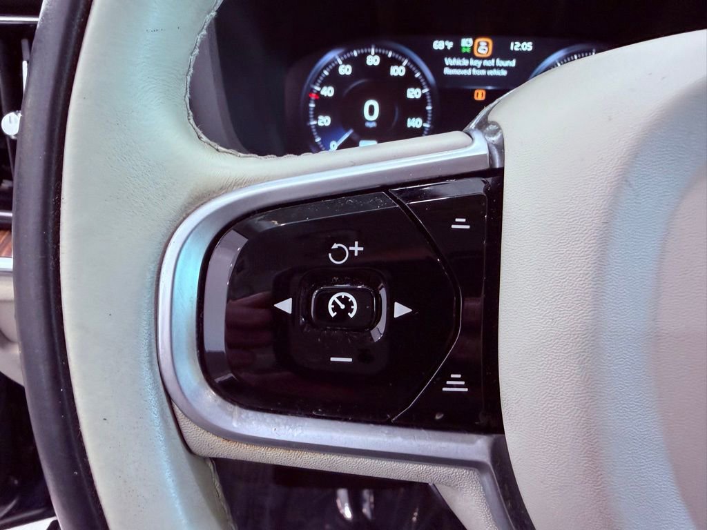 Used 2020 Volvo S60 T5 Momentum w/ Protection Package Premier image 21