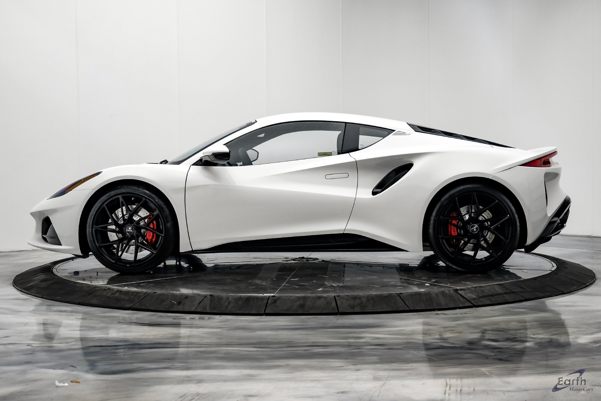 New 2026 Lotus Emira RWD image 8
