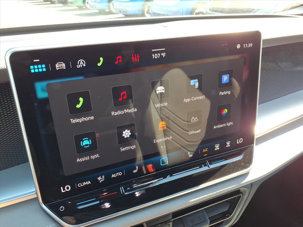 New 2026 Volkswagen Tiguan SE R-Line image 19