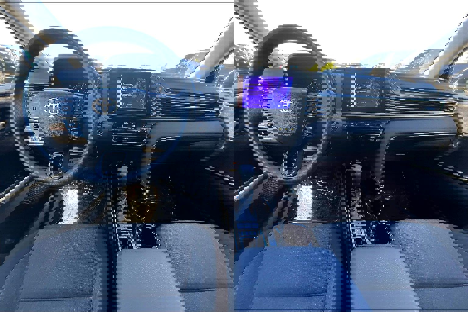 Used 2025 Toyota Camry LE FWD image 14