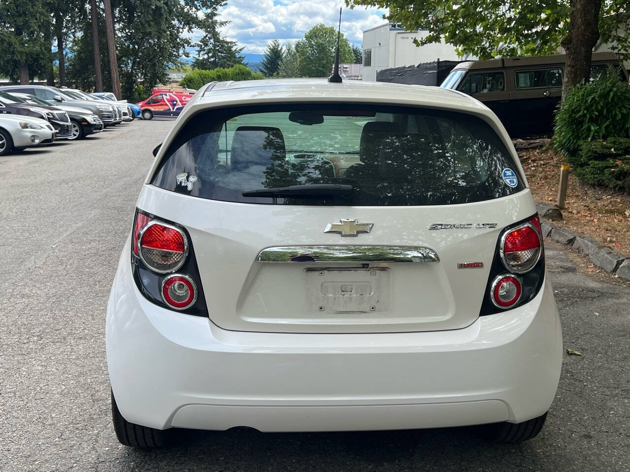 Used 2014 Chevrolet Sonic LTZ w/ Fun and Sun Package FWD image 4