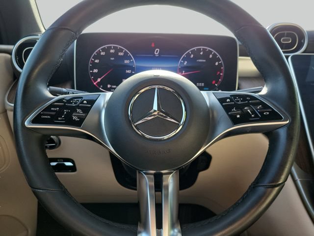 Used 2025 Mercedes-Benz GLC 300 image 30