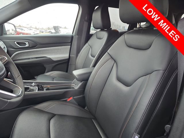 Certified 2024 Jeep Compass Latitude image 12