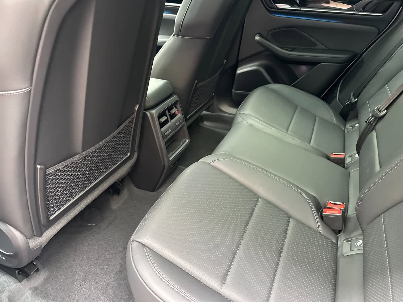 New 2026 Porsche Macan Electric RWD image 13