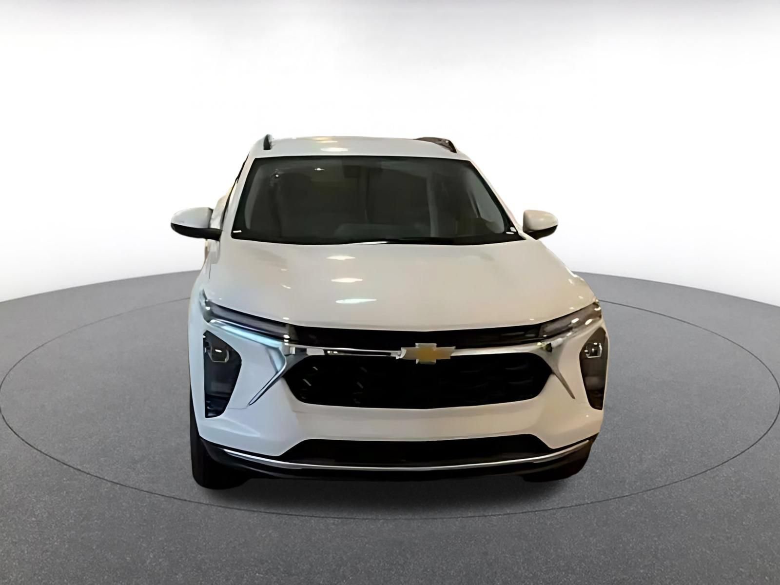 Used 2026 Chevrolet Trax LT FWD image 6