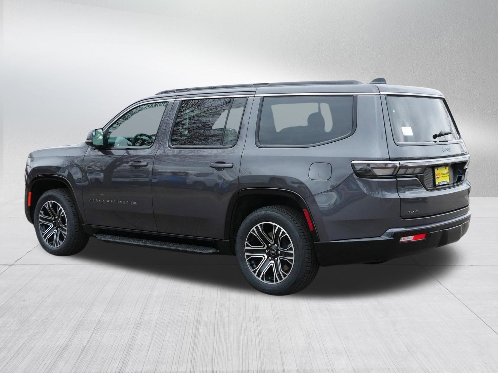 New 2026 Jeep Grand Wagoneer 4WD w/ HD Trailer Tow Package image 5