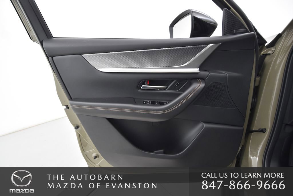 Used 2025 MAZDA CX-70 Plug-In Hybrid w/ Premium Plus image 31