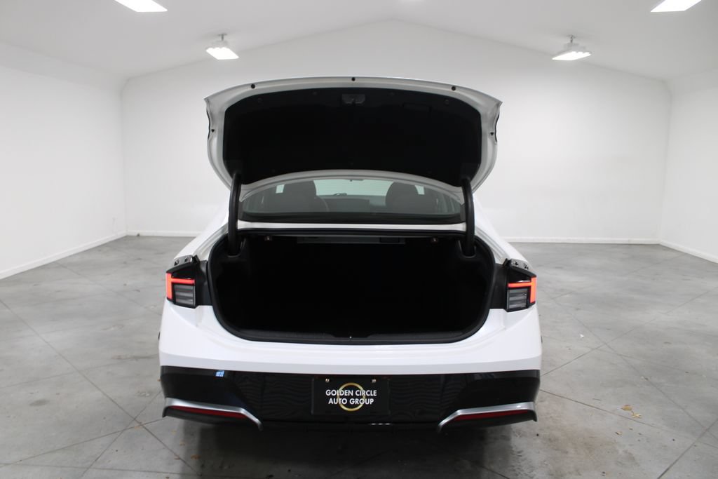 Used 2025 Hyundai Sonata SEL FWD image 29