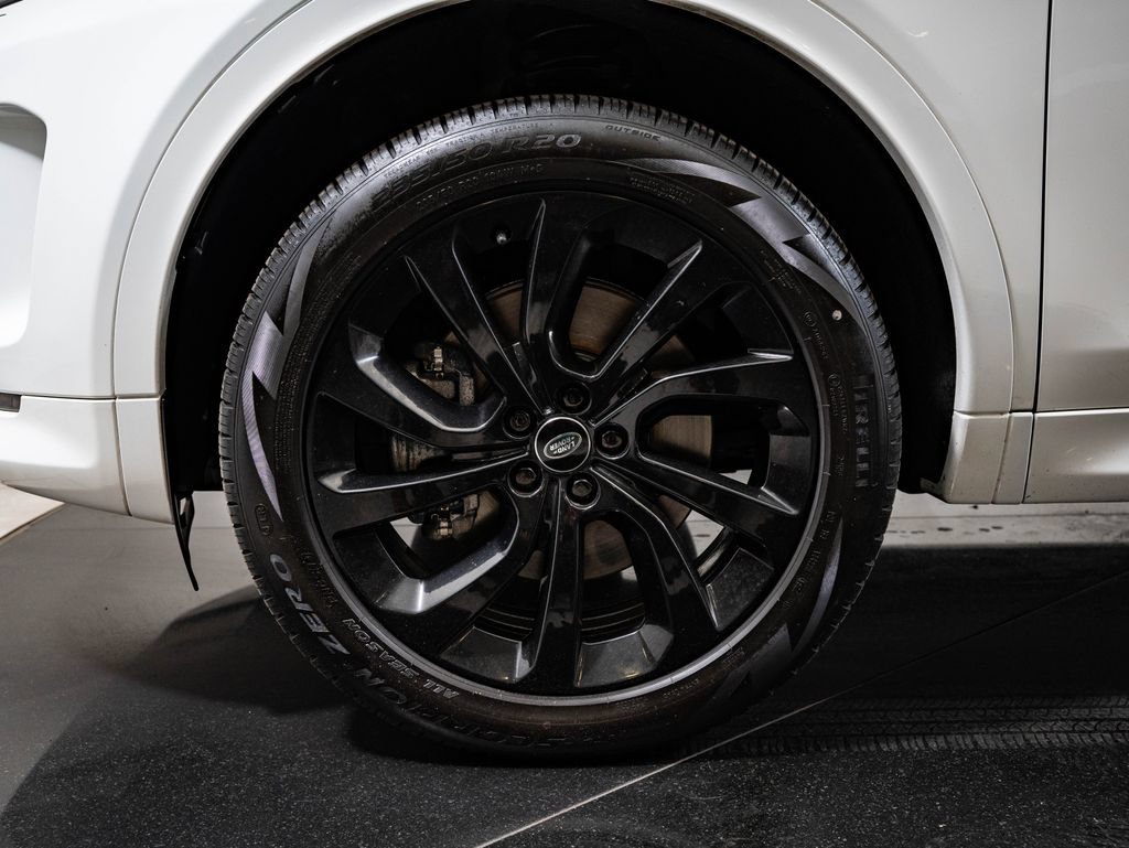 Used 2023 Land Rover Discovery Sport SE R-Dynamic AWD/4WD image 13