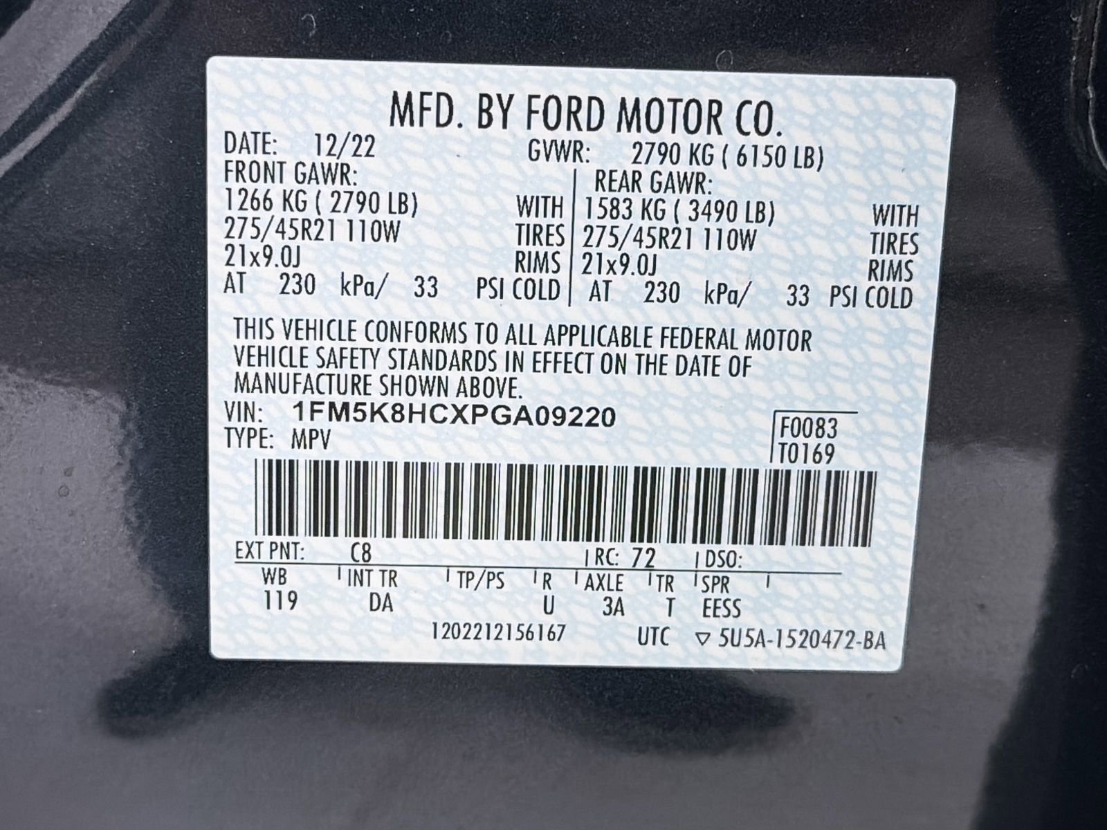 Used 2023 Ford Explorer Platinum w/ Technology Package AWD/4WD image 32