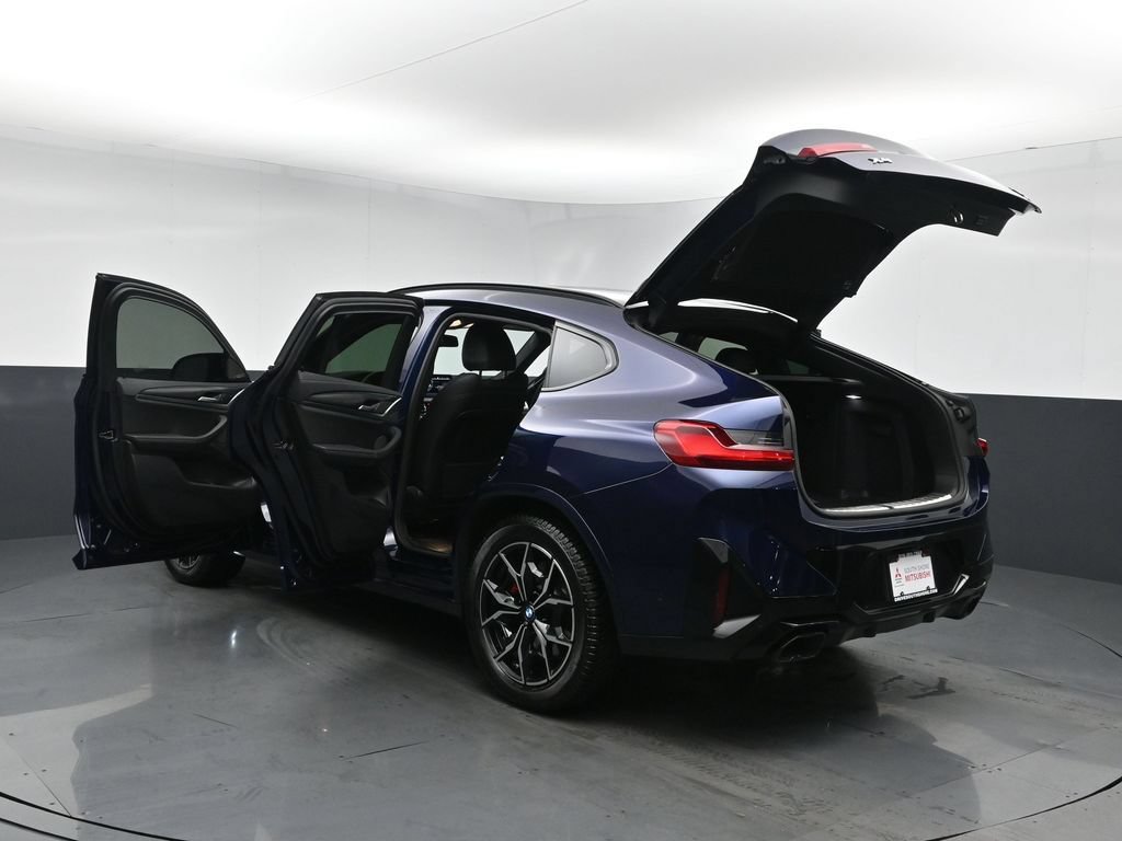 Used 2024 BMW X4 M40i AWD/4WD image 29