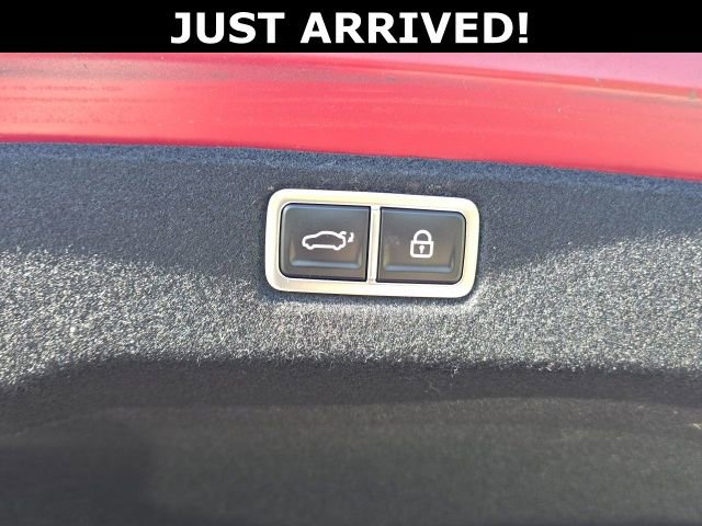 Certified 2025 Hyundai Sonata Limited FWD image 9