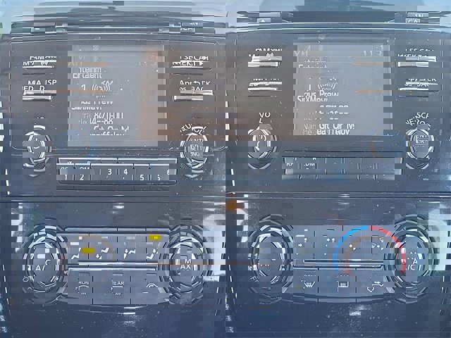 Used 2016 Nissan Rogue S image 15