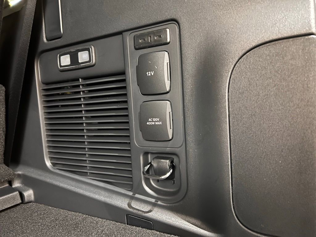 Used 2025 Lincoln Navigator Reserve w/ Jet Appearance Package image 44