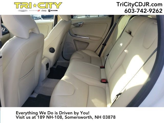Used 2015 Volvo XC60 T5 image 21